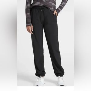 Athleta Girls High Jump Jogger NWOT